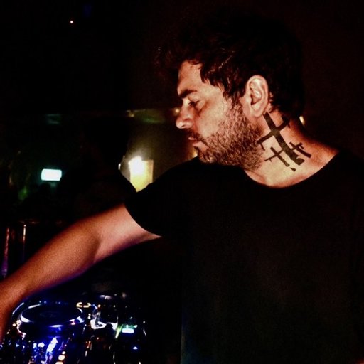 Lee Bryan DJ