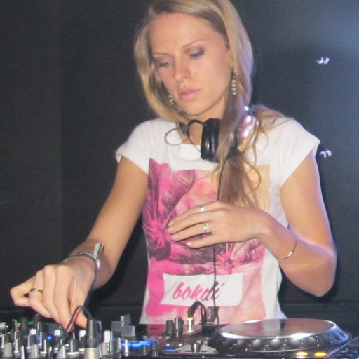 Nora en Pure, Deep House DJ — deephouse scene on DJ Radar