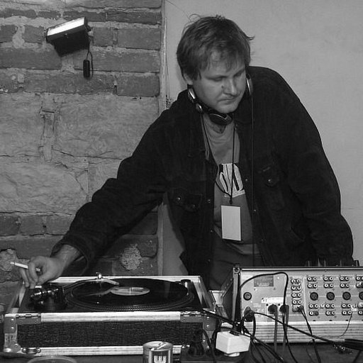 DJ Loutka