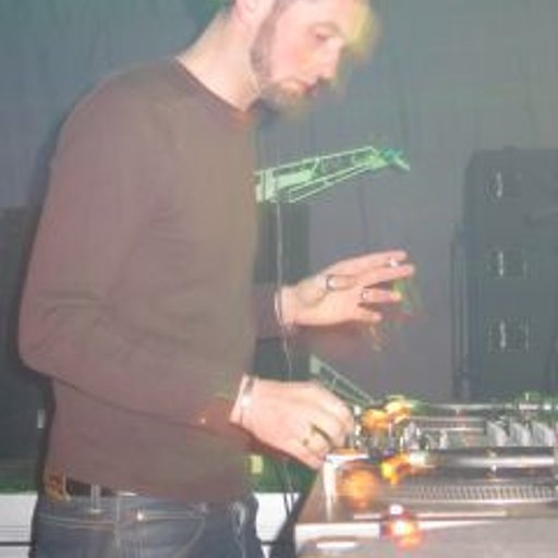 DJ Clé